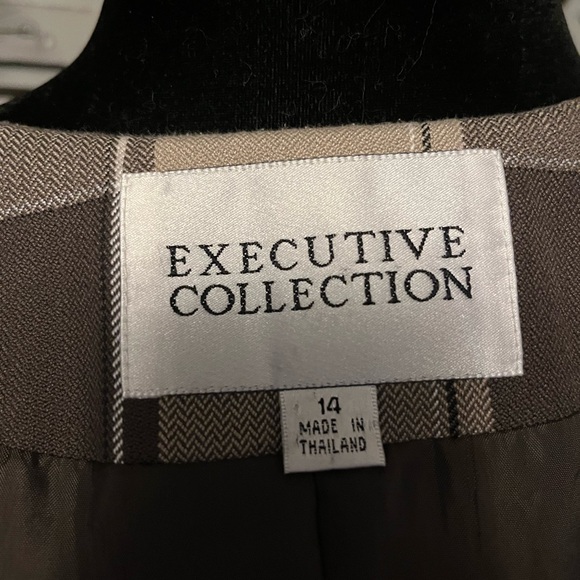 VINTAGE EXECUTIVE COLLECTION PLAID SHADES OF TAN LONG SLEEVE JACKET BLAZER - Picture 9 of 10